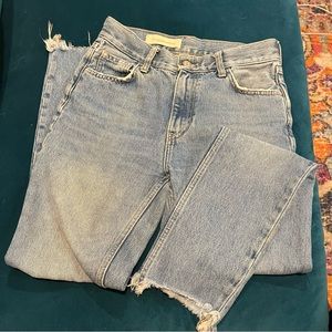 Pilcro and the Letterpress Anthropologie Mid-Rise Distressed Mom Jeans